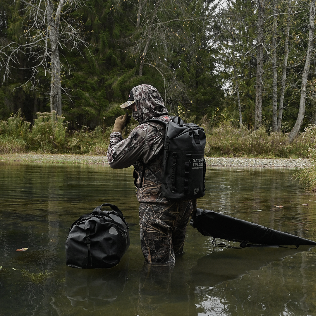 PEAK SERIES - OUTFITTER DRYPAK FLOAT CASE-1